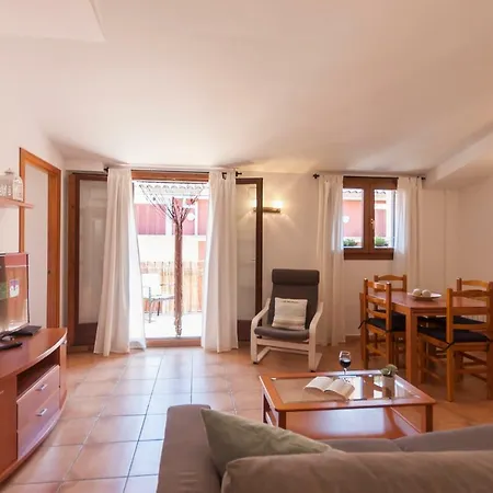 Apartment Lets Holidays Heart Of Tossa *
