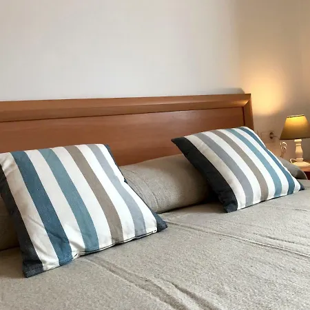 Apartment Lets Holidays Heart Of Tossa