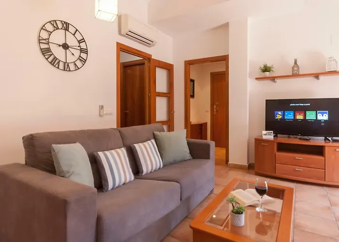 Lets Holidays Cozy In The Heart Of Tossa *
