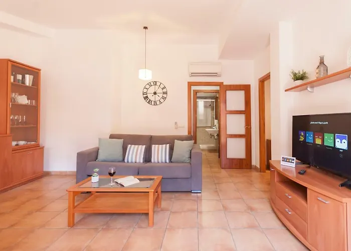 Lets Holidays Cozy In The Heart Of Tossa *
